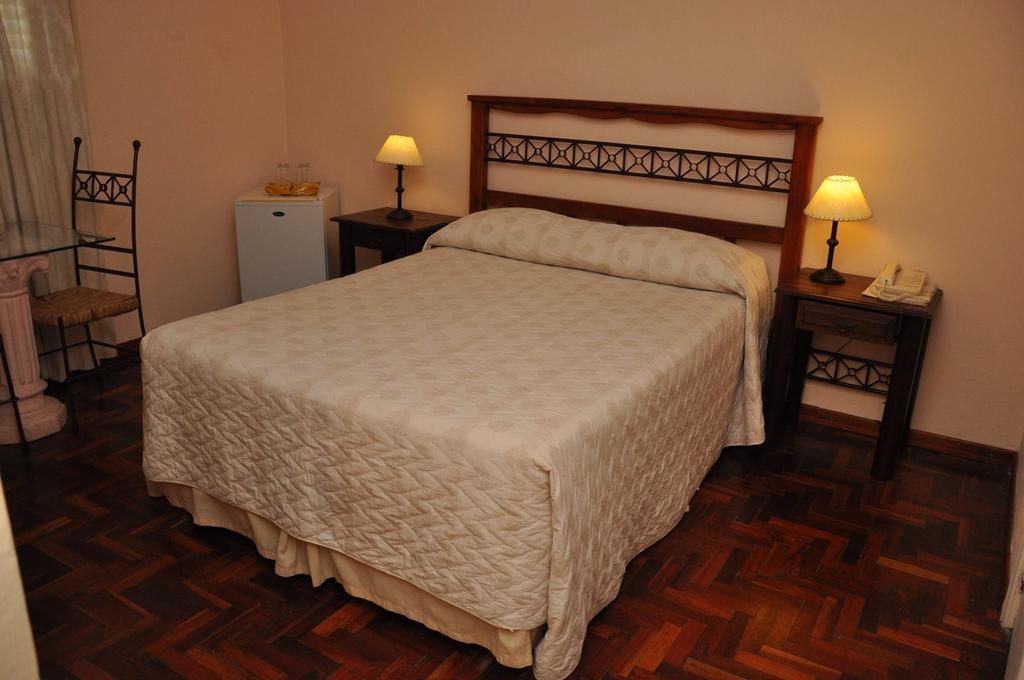 Hotel Bulevar Paysandú Værelse billede